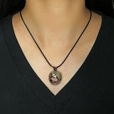Collier Rhodonite : l'équilibre du cœur à offrir - Biloria