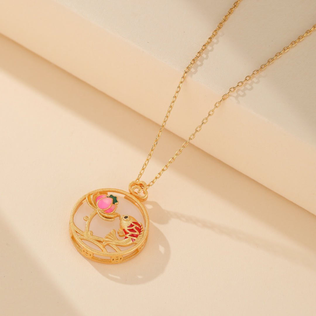 Pendentif Lotus Carpe Koï Jade Blanc – Chance et Sérénité - Biloria