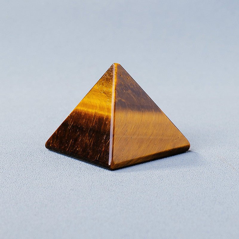 Pyramide en pierres naturelles pour énergie positive et méditation - Biloria