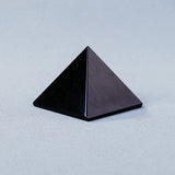 Pyramide en pierres naturelles pour énergie positive et méditation - Biloria