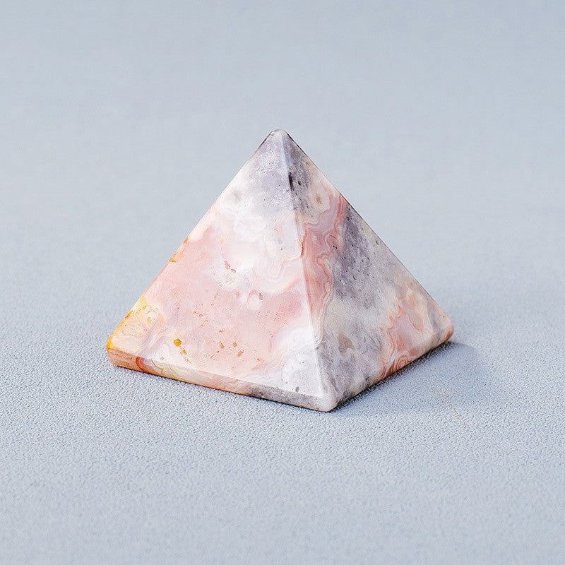 Pyramide en pierres naturelles pour énergie positive et méditation - Biloria