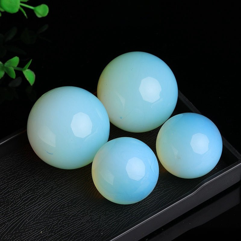 Sphère Opale Blanche 2 à 5 cm – Cadeau Spiritualité - Biloria
