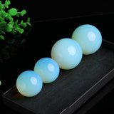 Sphère Opale Blanche 2 à 5 cm – Cadeau Spiritualité - Biloria