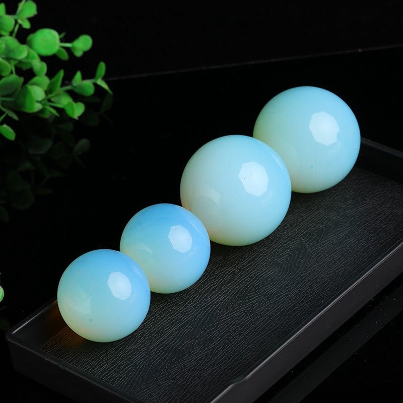 Sphère Opale Blanche 2 à 5 cm – Cadeau Spiritualité - Biloria